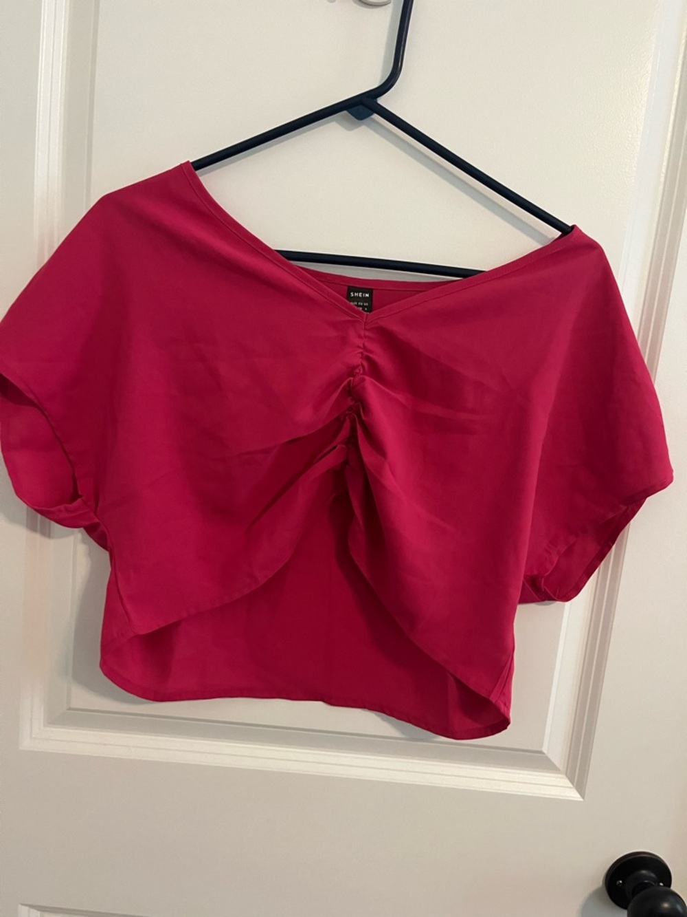 Hot Pink Ruched Front Women’s Cropped Top - SHEIN size medium 6
